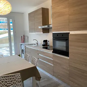 https://sole-e-amore.hotelslidodijesolo.com