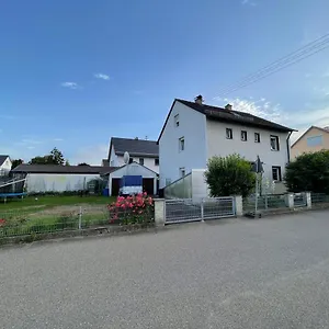 Guntia Mit Grossem Garten Apartmán Günzburg
